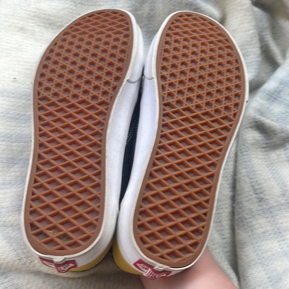 Mens, Size 8, Gray , Red , Yellow Vans - Picture 5 of 5